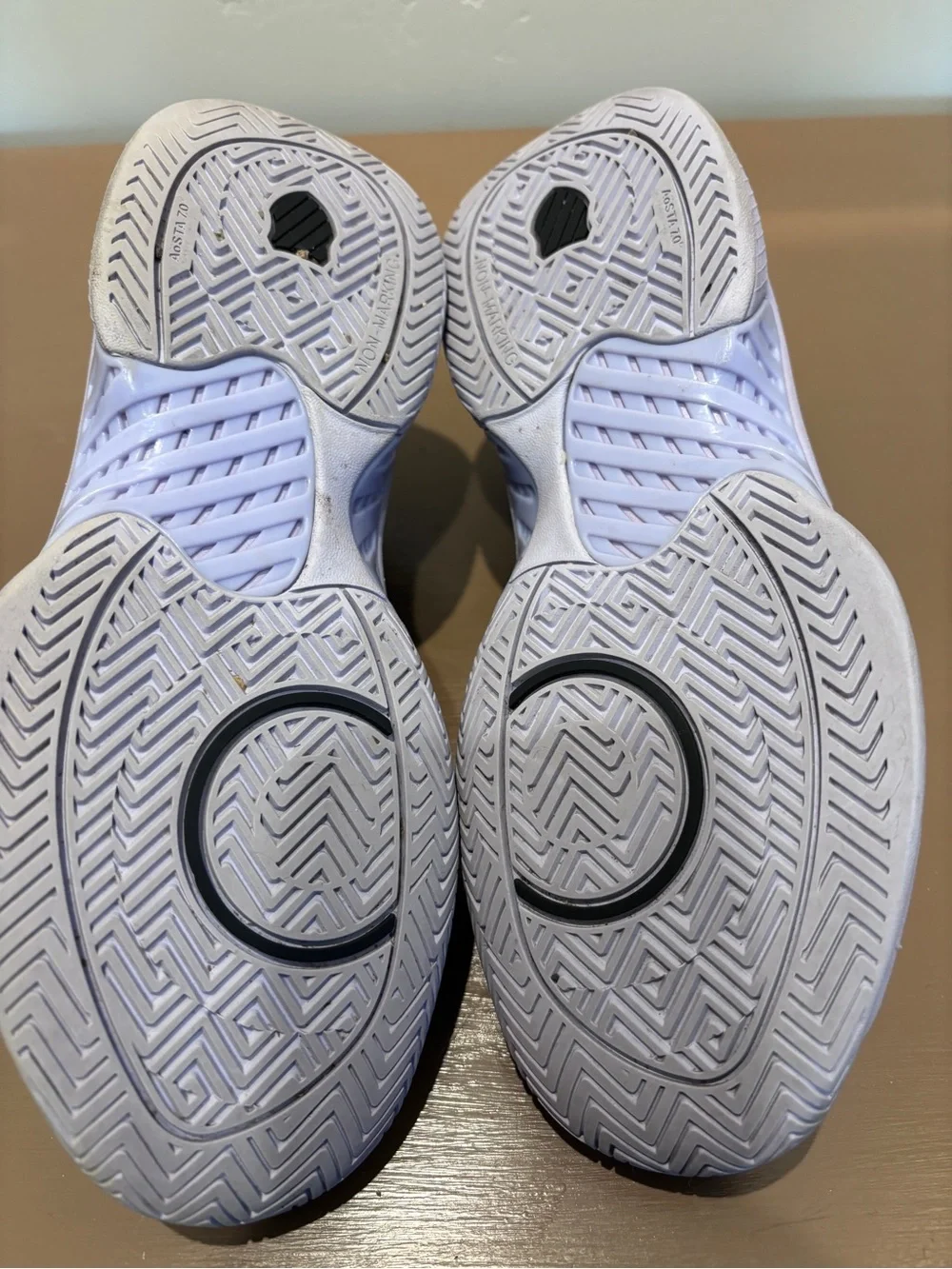 K-Swiss Tennis Shoes